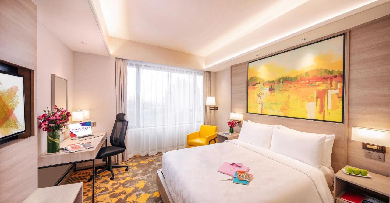 Royal Plaza On Scotts Singapura Exterior foto Deluxe Room