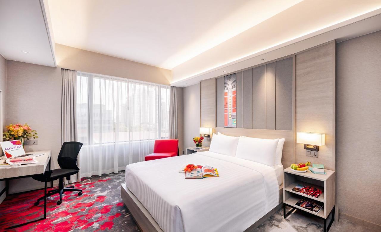 Royal Plaza On Scotts Singapura Exterior foto Deluxe Room