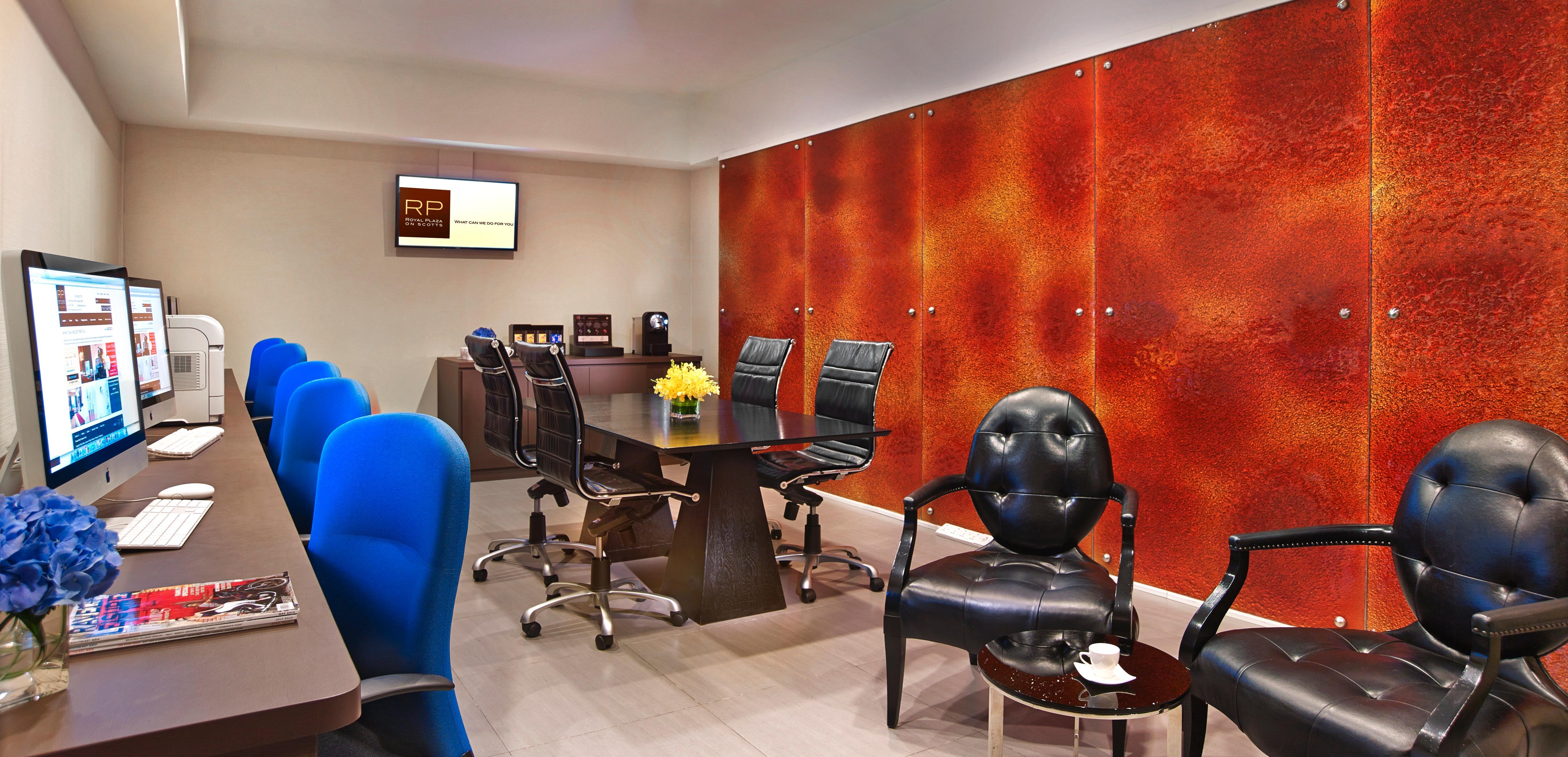 Royal Plaza On Scotts Singapura Exterior foto The RP office in London