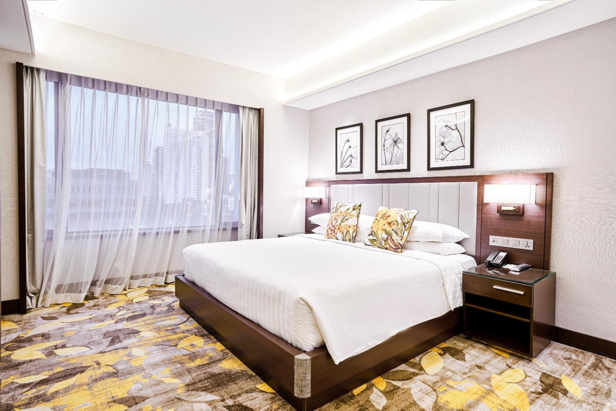 Royal Plaza On Scotts Singapura Exterior foto Deluxe Room
