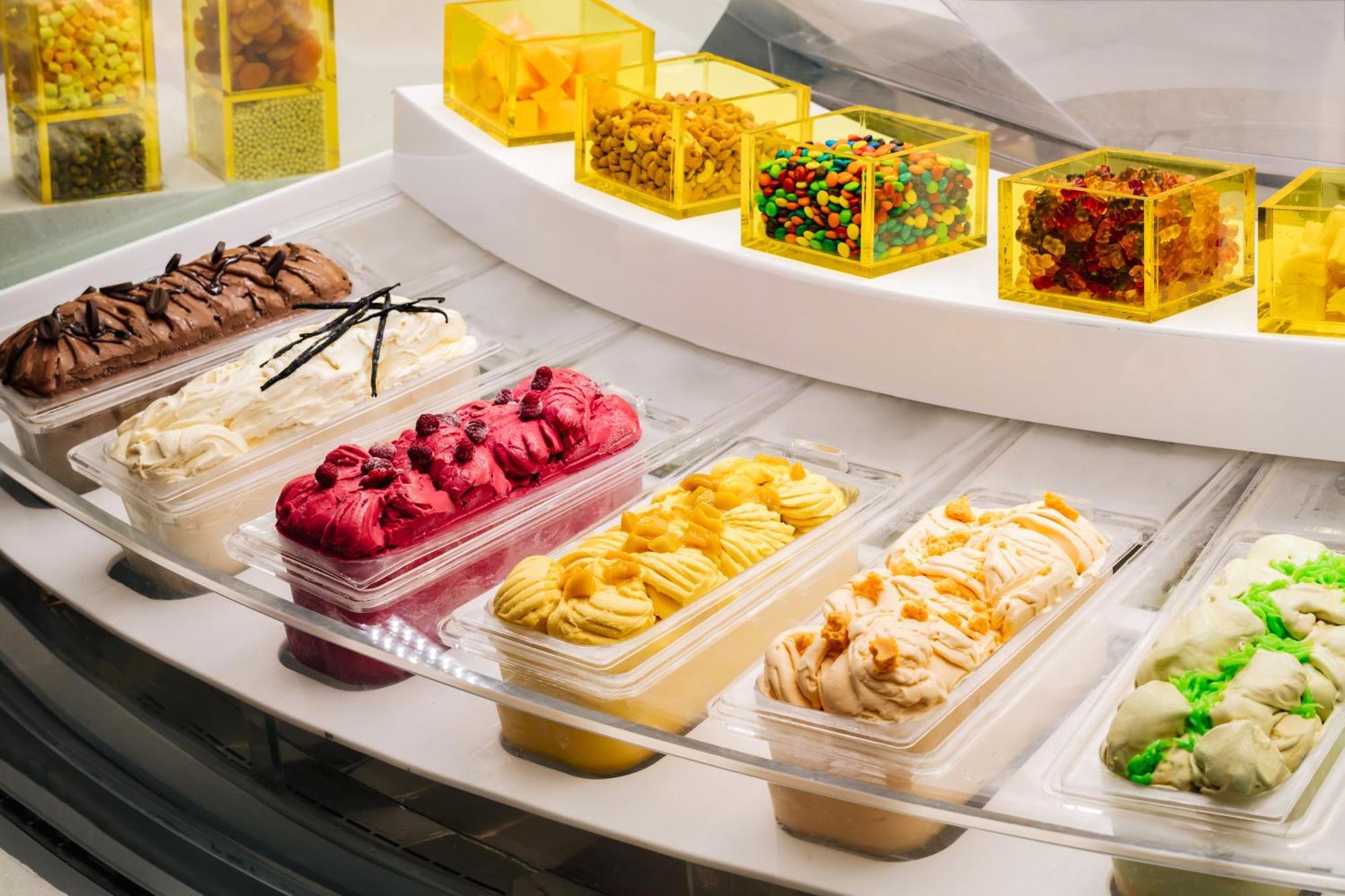 Royal Plaza On Scotts Singapura Exterior foto Gelato